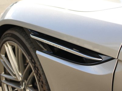 2025 Aston Martin DB12 缩略图 26