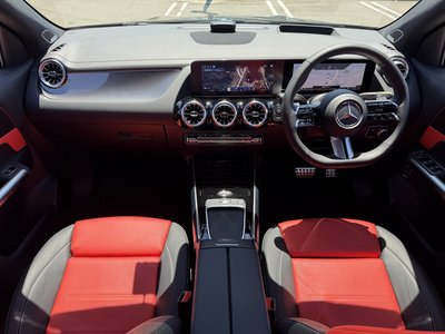 2023 Mercedes-BENZ GLA photo 2