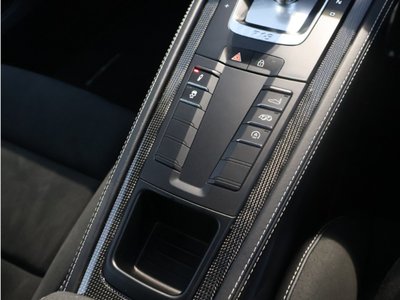 2025 Porsche 718 photo 15