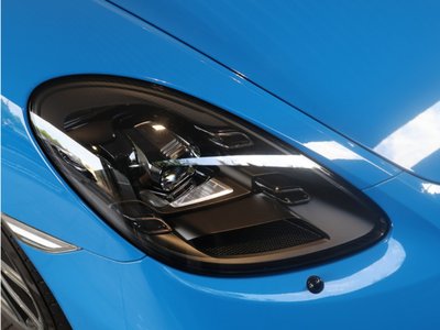 2025 Porsche 718 photo 8