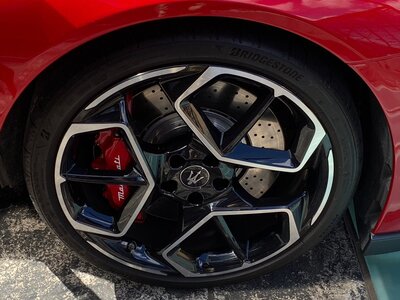 صورة 13 لـ 2022 Maserati MC20