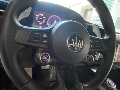 صورة 16 لـ 2022 Maserati MC20