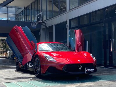 صورة 40 لـ 2022 Maserati MC20