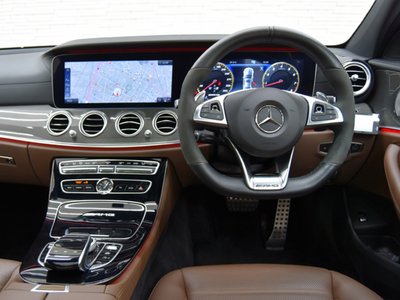 2018 Mercedes-BENZ E-CLASS AMG photo 9
