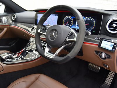 2018 Mercedes-BENZ E-CLASS AMG photo 11