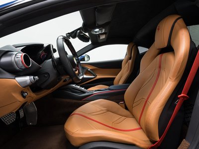 2019 Ferrari 812 SUPERFAST 缩略图 5