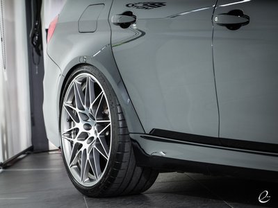 2017 BMW M3 SEDAN thumbnail 41