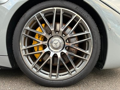 2025 Mercedes-BENZ GT AMG thumbnail 45