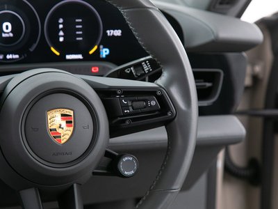 2021 Porsche TAYCAN thumbnail 49