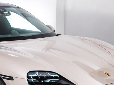 2021 Porsche TAYCAN thumbnail 24