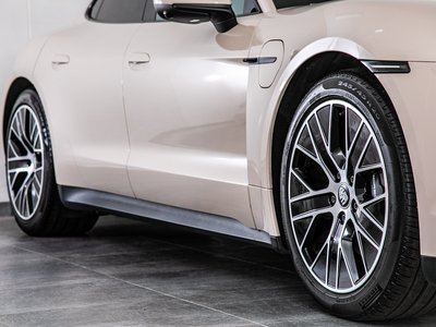 2021 Porsche TAYCAN thumbnail 27
