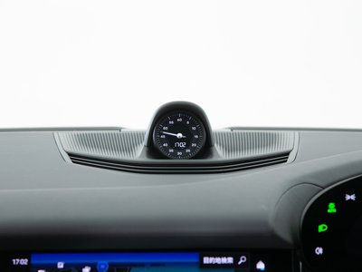 2021 Porsche TAYCAN photo 4