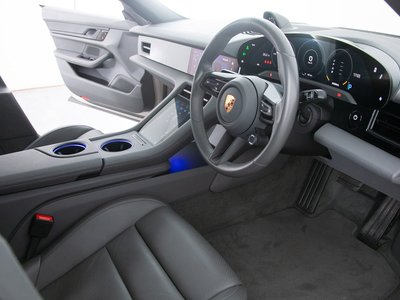 2021 Porsche TAYCAN thumbnail 53