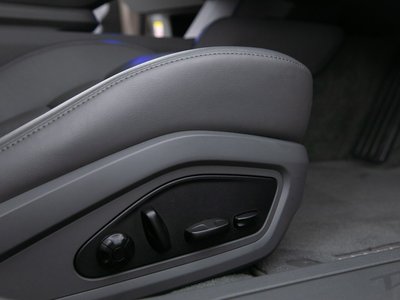 2021 Porsche TAYCAN thumbnail 69
