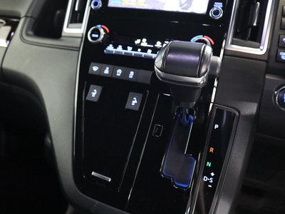 صورة مصغرة 25 لـ 2020 Toyota GRAND ACE
