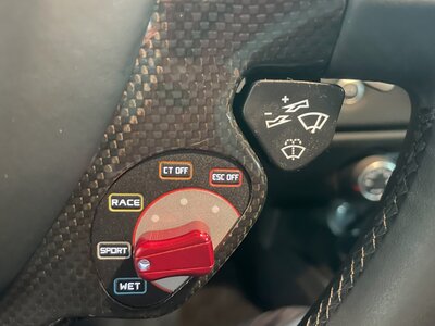 صورة مصغرة 96 لـ 2017 Ferrari 488 GTB