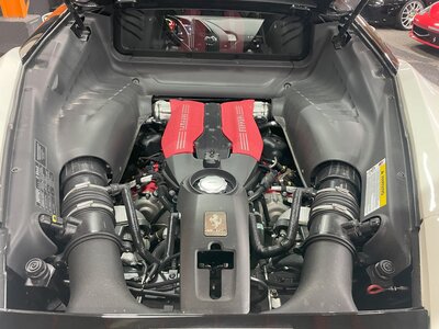 صورة مصغرة 126 لـ 2017 Ferrari 488 GTB