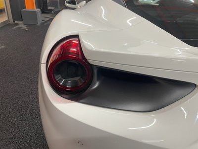 صورة مصغرة 35 لـ 2017 Ferrari 488 GTB