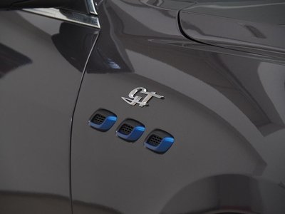 2024 Maserati LEVANTE — фото 14
