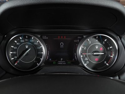 2024 Maserati LEVANTE — фото 11