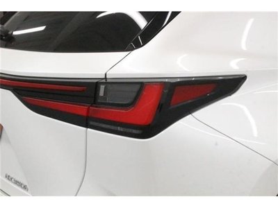 2023 Lexus NX thumbnail 24