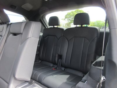 صورة مصغرة 30 لـ 2025 AUDI Q7