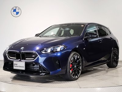 2025 BMW 1 SERIES photo 1