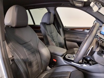 صورة 13 لـ 2023 BMW X3