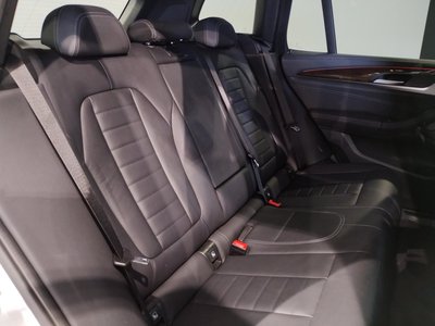 صورة 14 لـ 2023 BMW X3