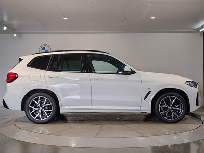 صورة 8 لـ 2023 BMW X3