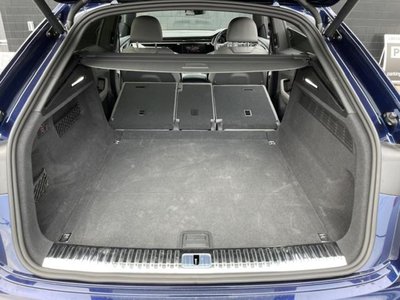 2020 AUDI Q8 thumbnail 33