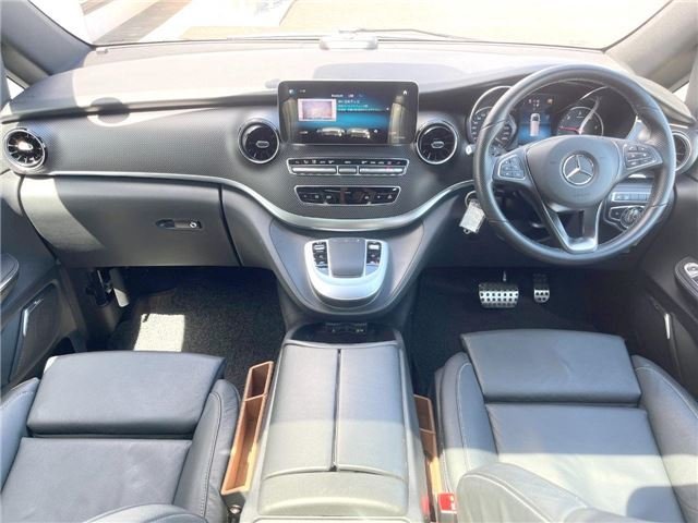2022 Mercedes-BENZ V-CLASS — миниатюра 27