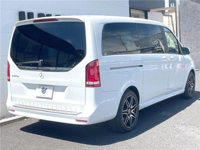 2022 Mercedes-BENZ V-CLASS — миниатюра 11