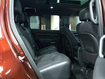 2025 LAND Rover DEFENDER thumbnail 26