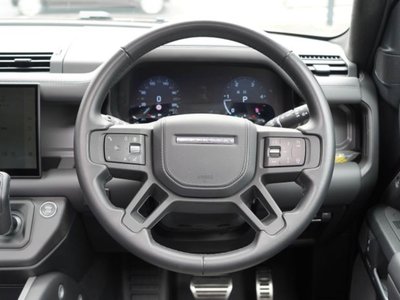 2025 LAND Rover DEFENDER photo 9