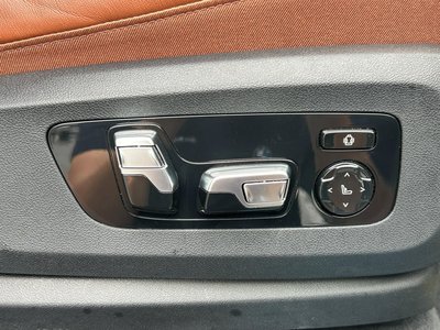 2023 BMW X7 thumbnail 36