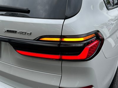 2023 BMW X7 thumbnail 26