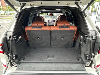 2023 BMW X7 thumbnail 31