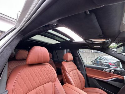 2023 BMW X7 photo 6