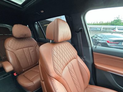 2023 BMW X7 thumbnail 64