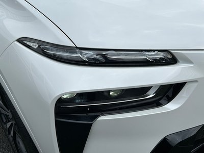 2023 BMW X7 thumbnail 20