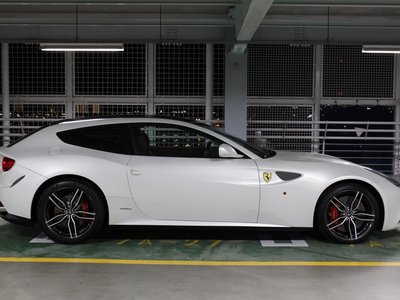 2015 Ferrari FF 缩略图 6