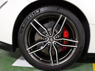 2015 Ferrari FF 缩略图 23
