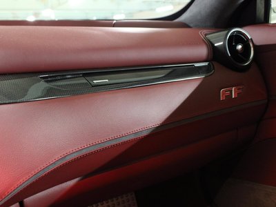 2015 Ferrari FF 缩略图 12