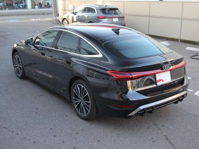 صورة 32 لـ 2025 AUDI A6 SPORTBACK E-TRON