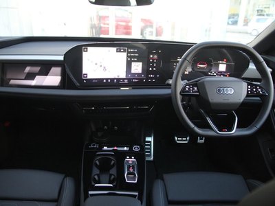 صورة 15 لـ 2025 AUDI A6 SPORTBACK E-TRON