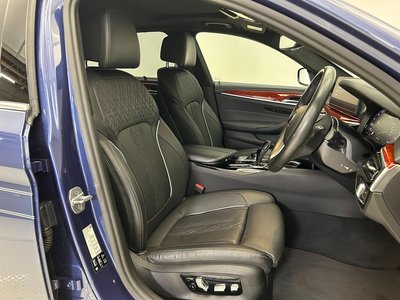 صورة 12 لـ 2021 BMW Alpina B5