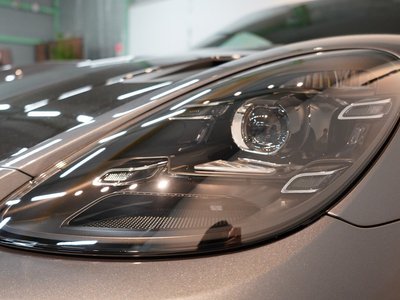 2025 Porsche 718 SPYDER thumbnail 26