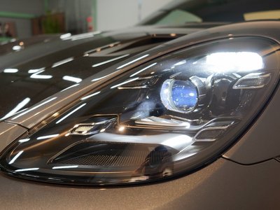 2025 Porsche 718 SPYDER thumbnail 28