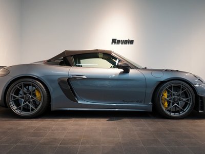 2025 Porsche 718 SPYDER photo 11
